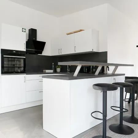 Kaiser Franz Fuer Bis Zu 6 - Zentral, Arbeitsplatz, Waschmaschine, Disney Plus Dinkelsbühl Extérieur photo